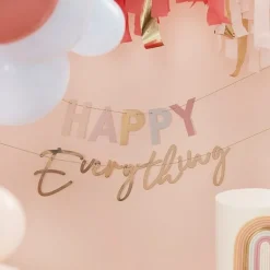 Guld & Multi Pastel 'Happy Everything' Guirlande