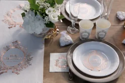 Hvid Bordløber m/Rosegold "Just Married" Print