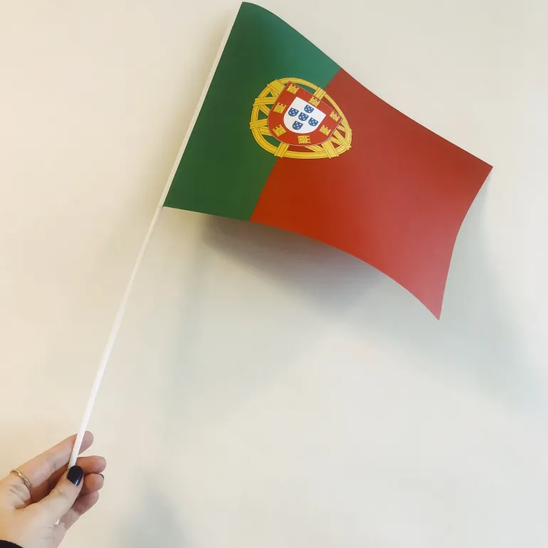 Portugisisk Papirflag på Pind, 27 x 20 cm